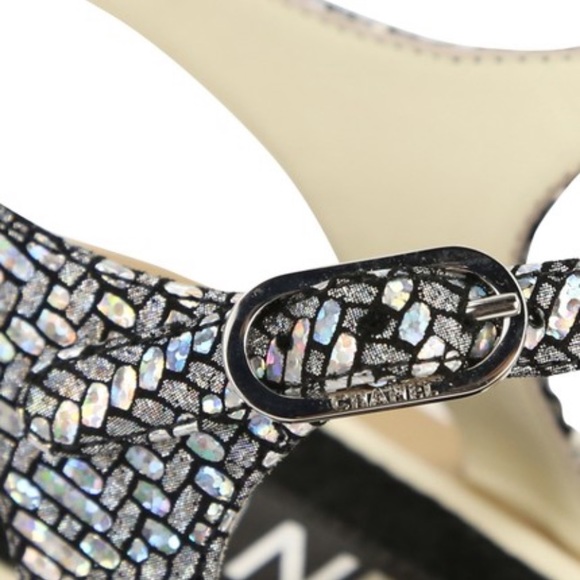 SOLD Chanel Velvet T-Strap Thong Sandals Eu38 - Picture 3 of 8